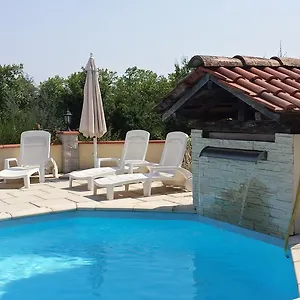 Les Tilleuls Bed & Breakfast