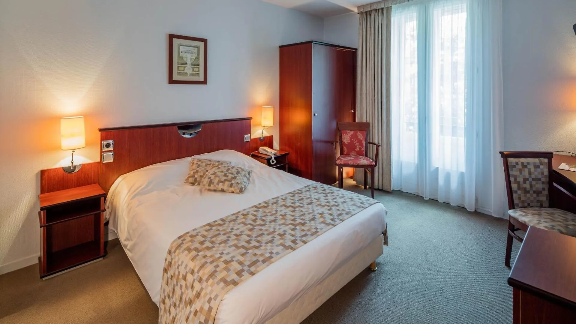 Noemys Neris Montlucon - Hotel Restaurant فرنسا